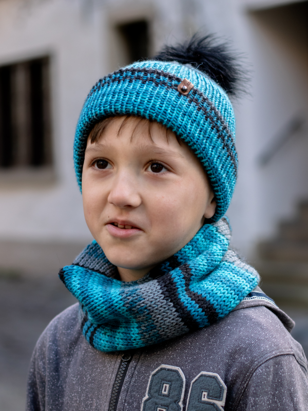 Kindermützen mehrfarbig Wolle