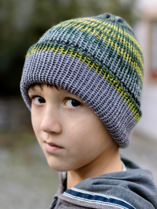 Kindermützen mehrfarbig Wolle